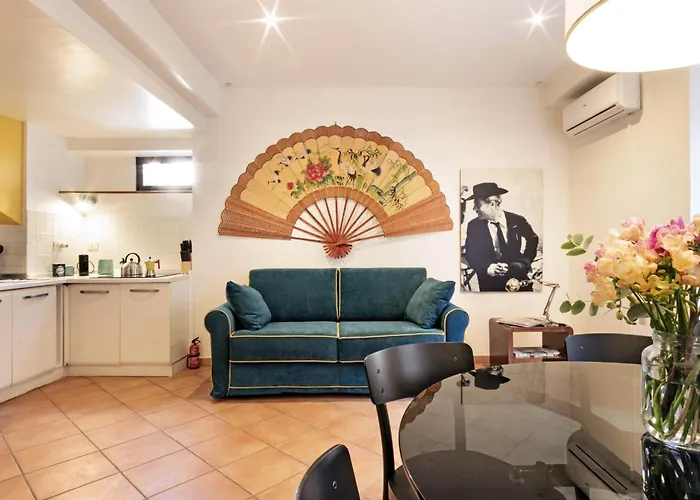 Daire Trasteverehome - Secret Balcony, Heart Of Trastevere Roma