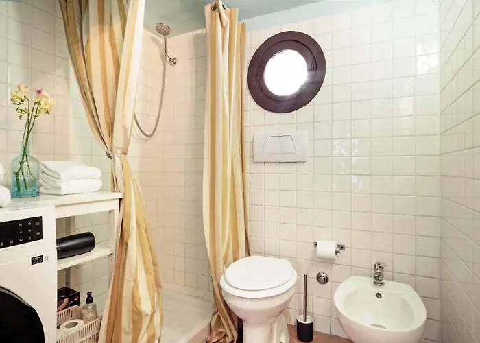 Trasteverehome - Secret Balcony, Heart Of Trastevere Apartamento *